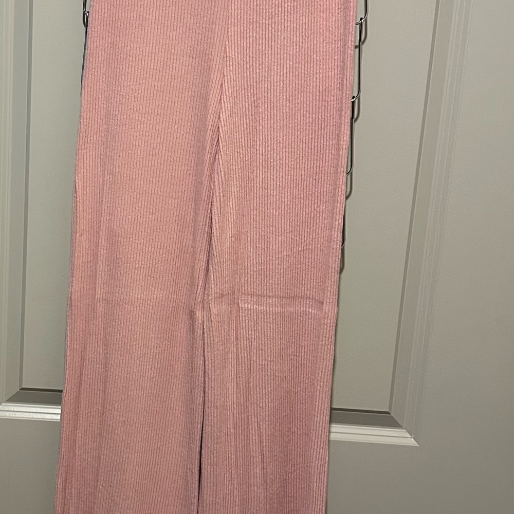 Pink Ribbed Two-Piece Set - Picture 5 of 5